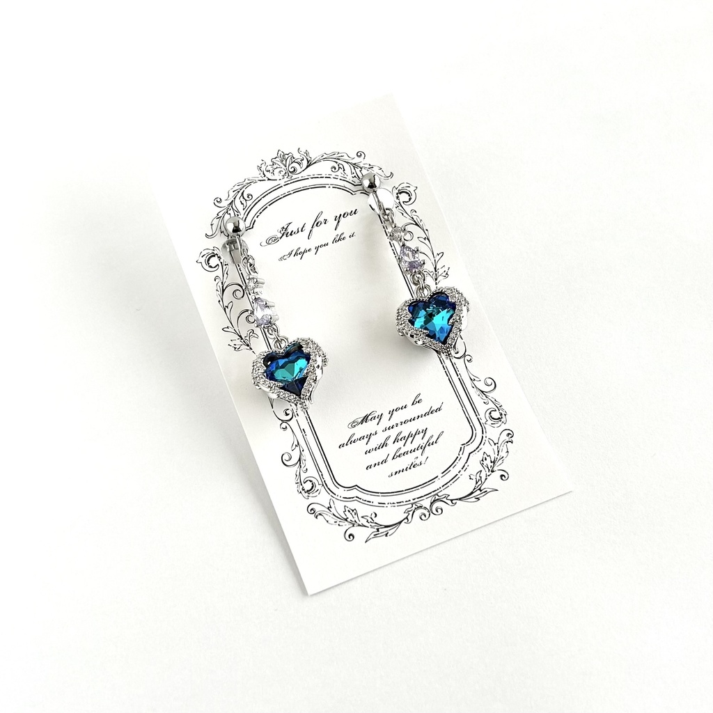 ブリュンヒルデイメージイヤリング/ピアス