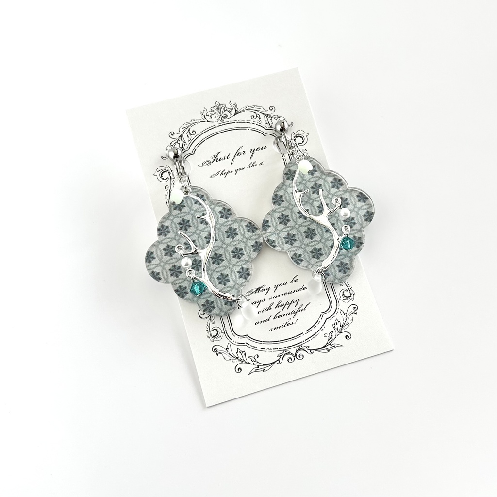 ロウヒイメージイヤリング/ピアス