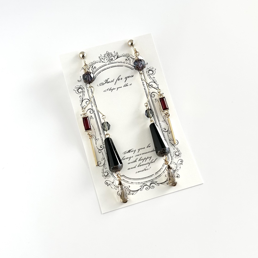 岡田以蔵イメージイヤリング/ピアス