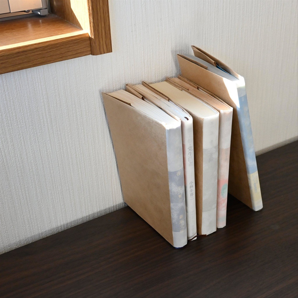 【文庫・新書版】印刷屋さんが作った背表紙が透けて見えるブックカバー
