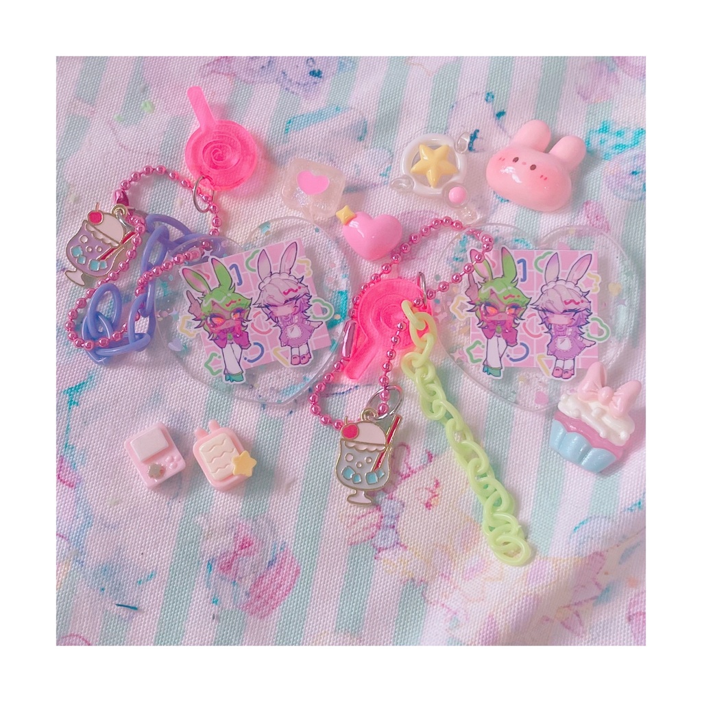 ダンシング・グリーン＆🐰♂アクキー