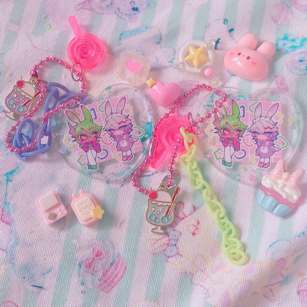 ダンシング・グリーン＆🐰♂アクキー