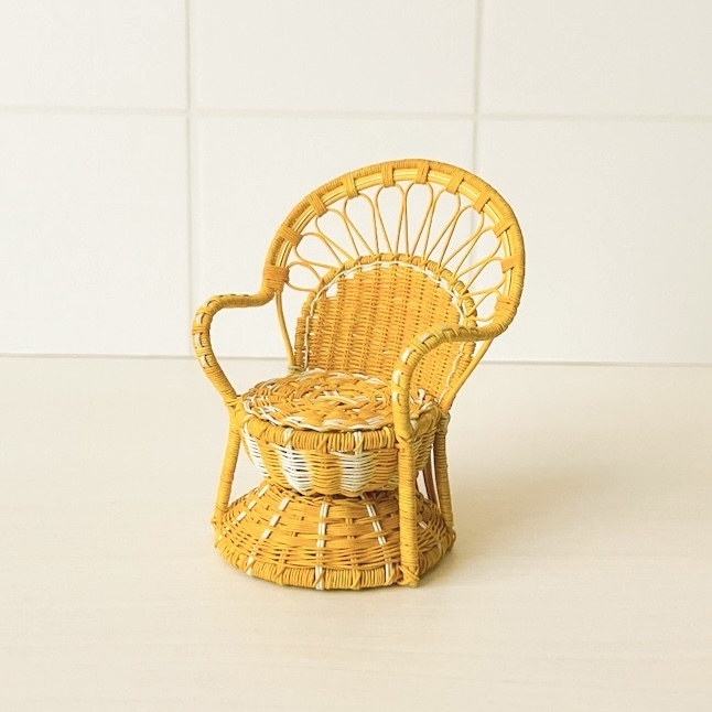 ピーコックチェア　イエロー