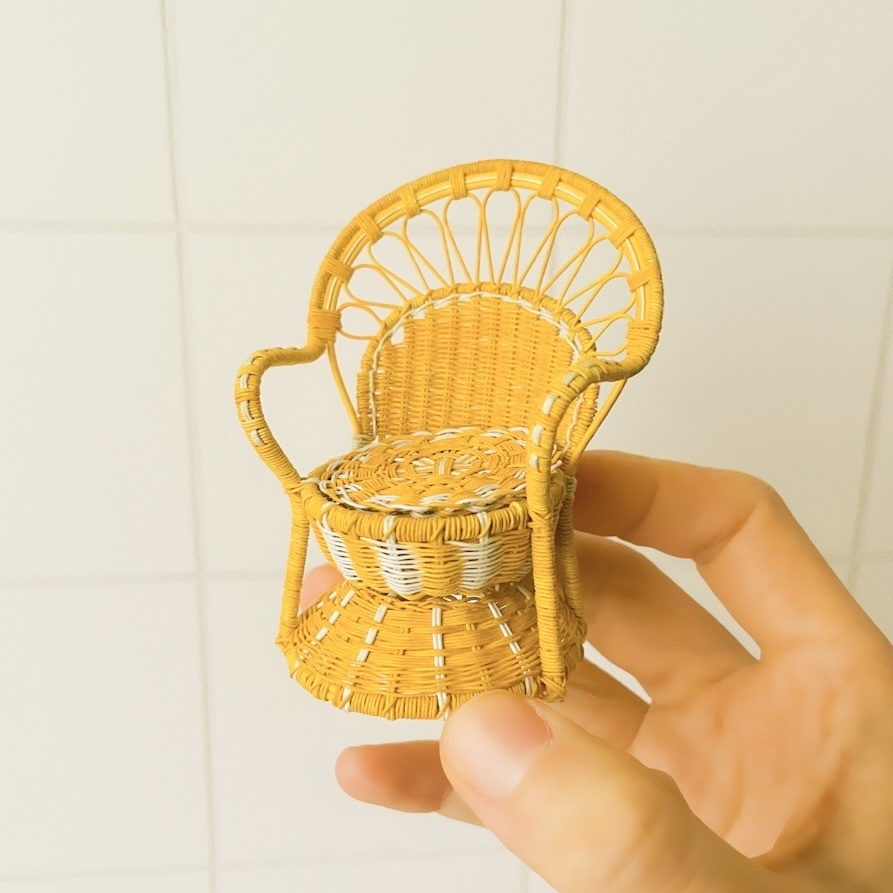 ピーコックチェア イエロー