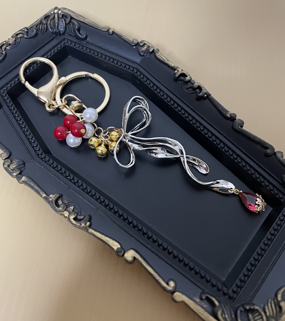 呪術廻戦 庵歌姫イメージ バッグチャーム【鈴付き】