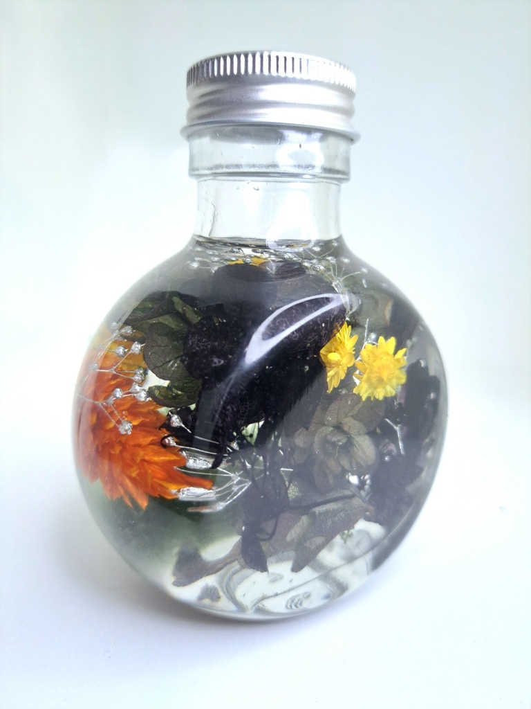 【ホロライブ非公式】儒烏風亭らでん イメージハーバリウム