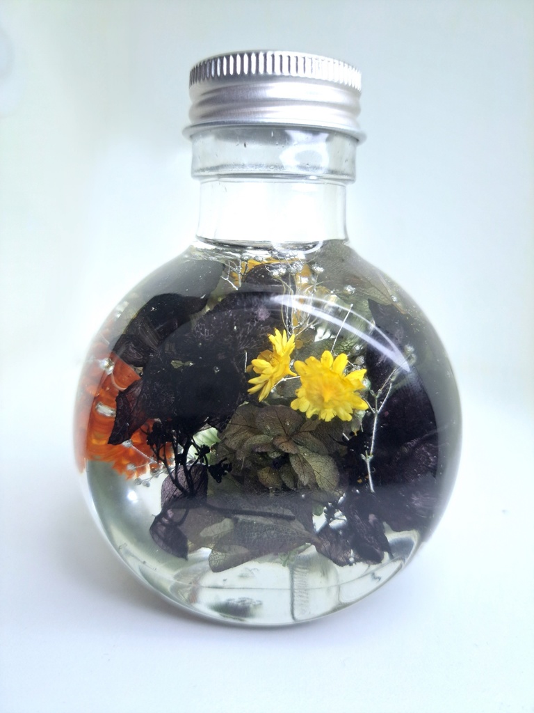 【ホロライブ非公式】儒烏風亭らでん イメージハーバリウム