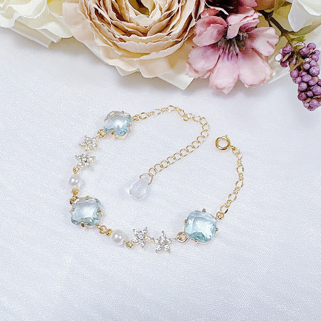 bouquet bracelet【𝐥𝐢𝐦𝐢𝐭𝐞𝐝 𝐜𝐨𝐥𝐥𝐞𝐜𝐭𝐢𝐨𝐧】