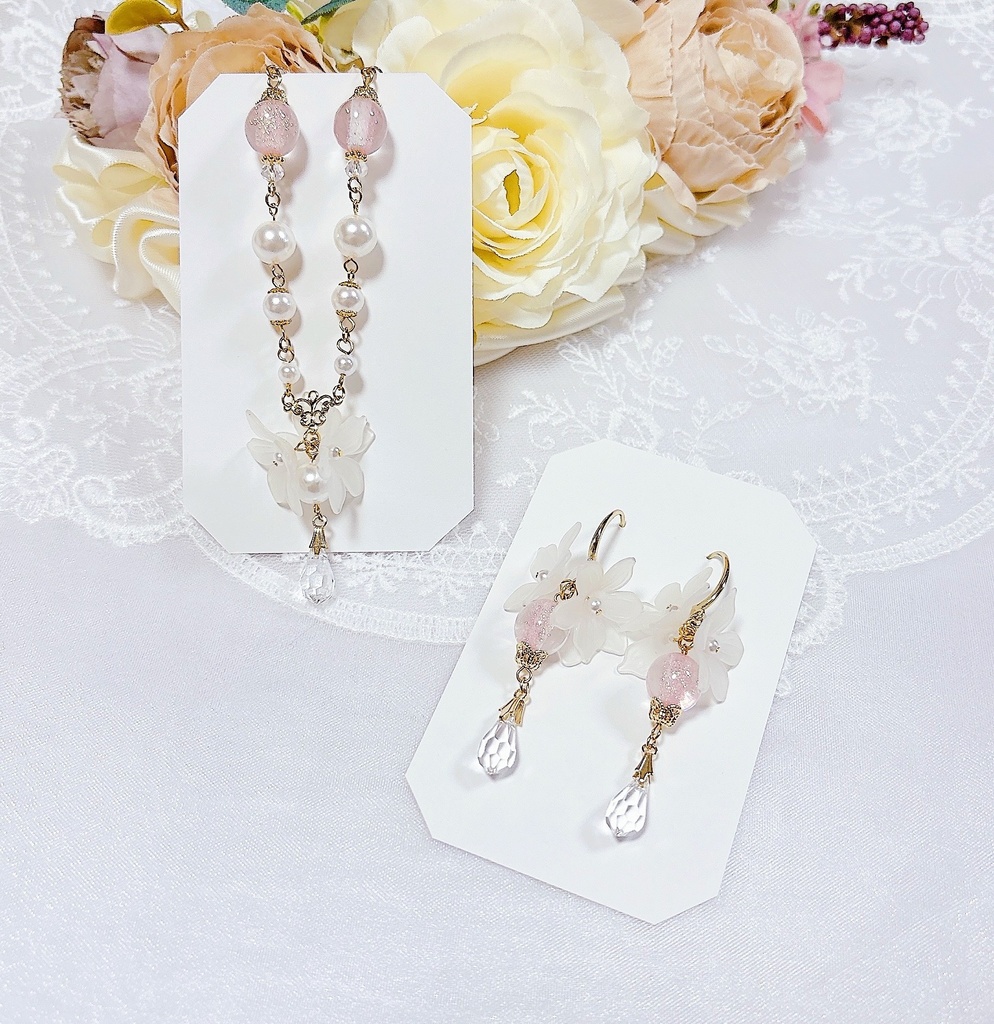 ๐๐๐๐๐๐๐๐๐๐๐โ๏ธ.*ใใขใน๏ฝฅใใใฏใฌในใHolidaycollectionใ