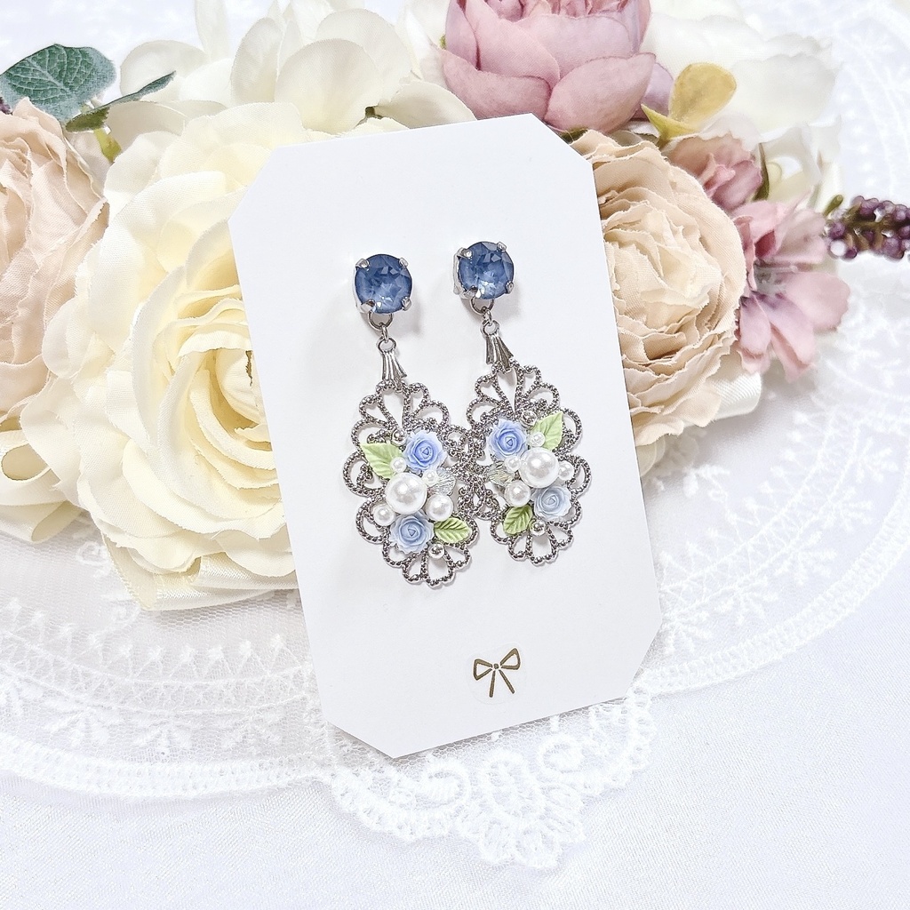 Roseraie de Poudre ミニローズイヤリング&ピアス【ヒヤシンスブルー】