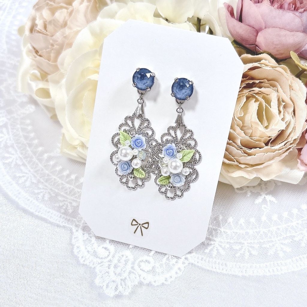 Roseraie de Poudre ミニローズイヤリング&ピアス【ヒヤシンスブルー】