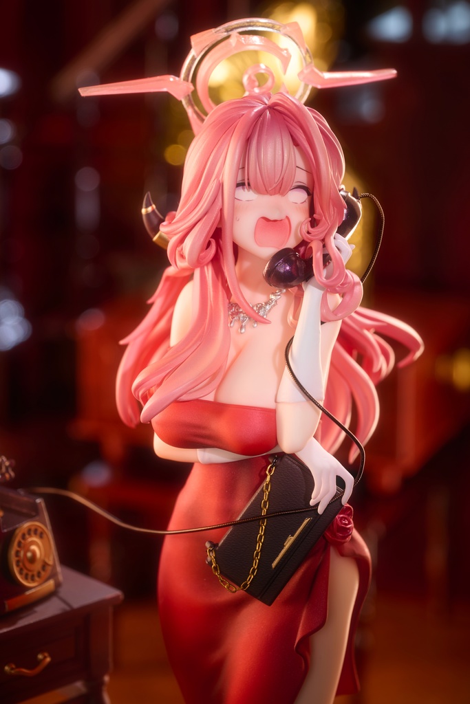 ドレス陸八魔 アル・ブルーアーカイブ・ガレージキット