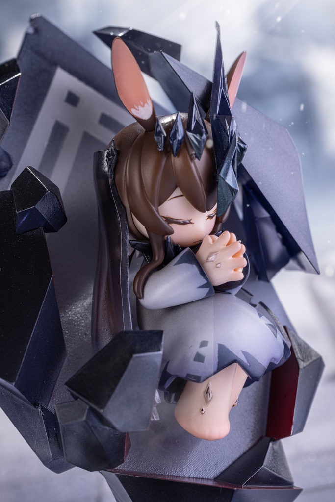 黒冠アーミヤ・アークナイツ・ガレージキット