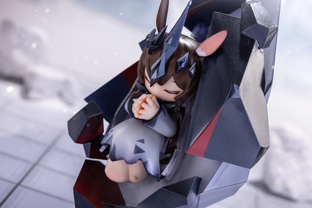 黒冠アーミヤ・アークナイツ・ガレージキット