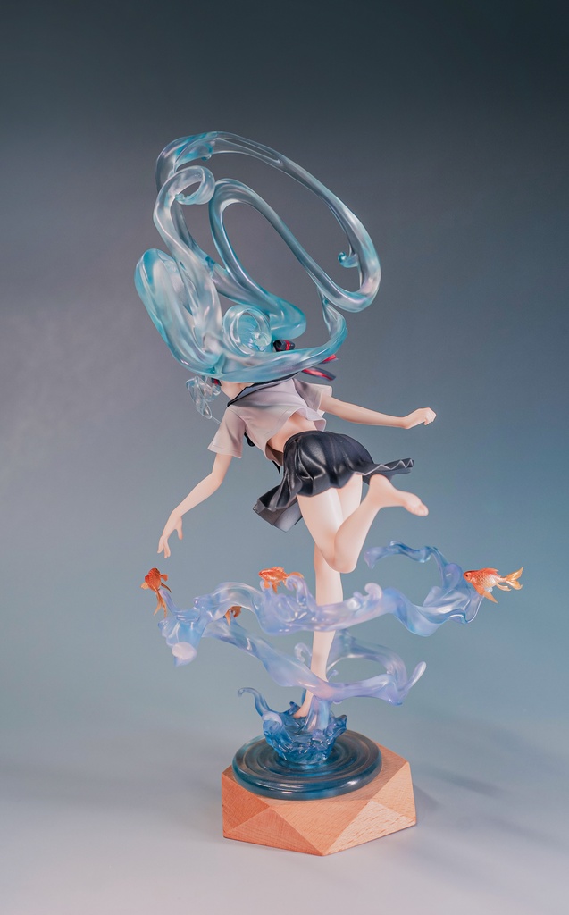 ~ミク・みず~・未塗装ガレージキット