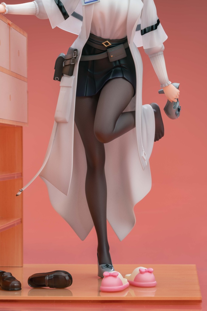 プリースティス・アークナイツ・ガレージキット・未塗装