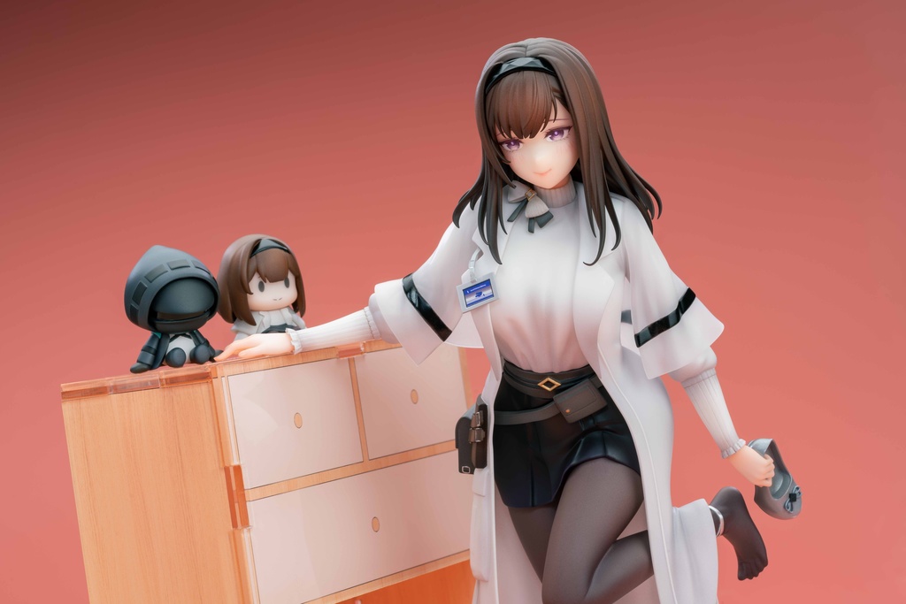 プリースティス・アークナイツ・ガレージキット・未塗装