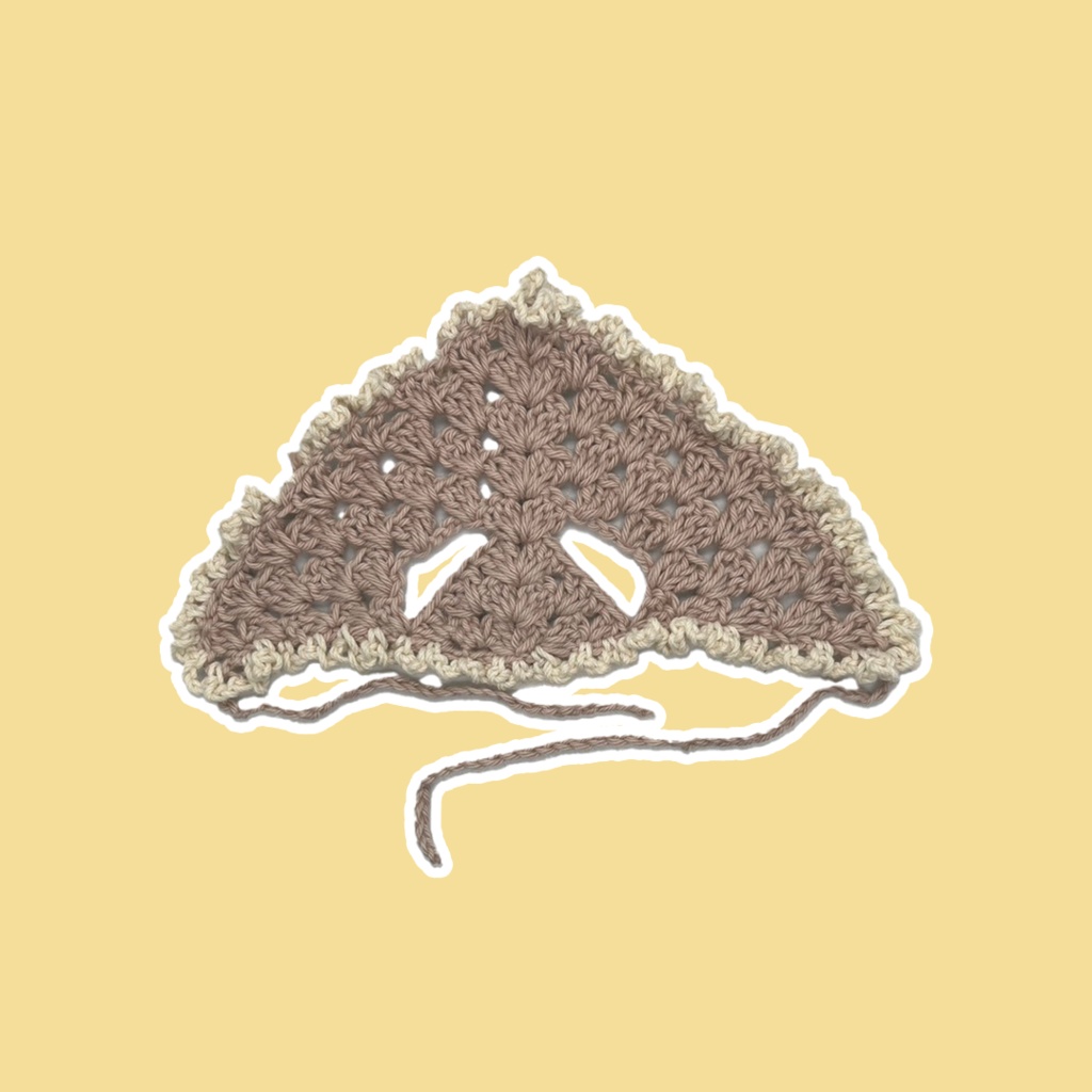 【10cmぬい服】耳出しフリルのバブーシュカ(ベージュ)