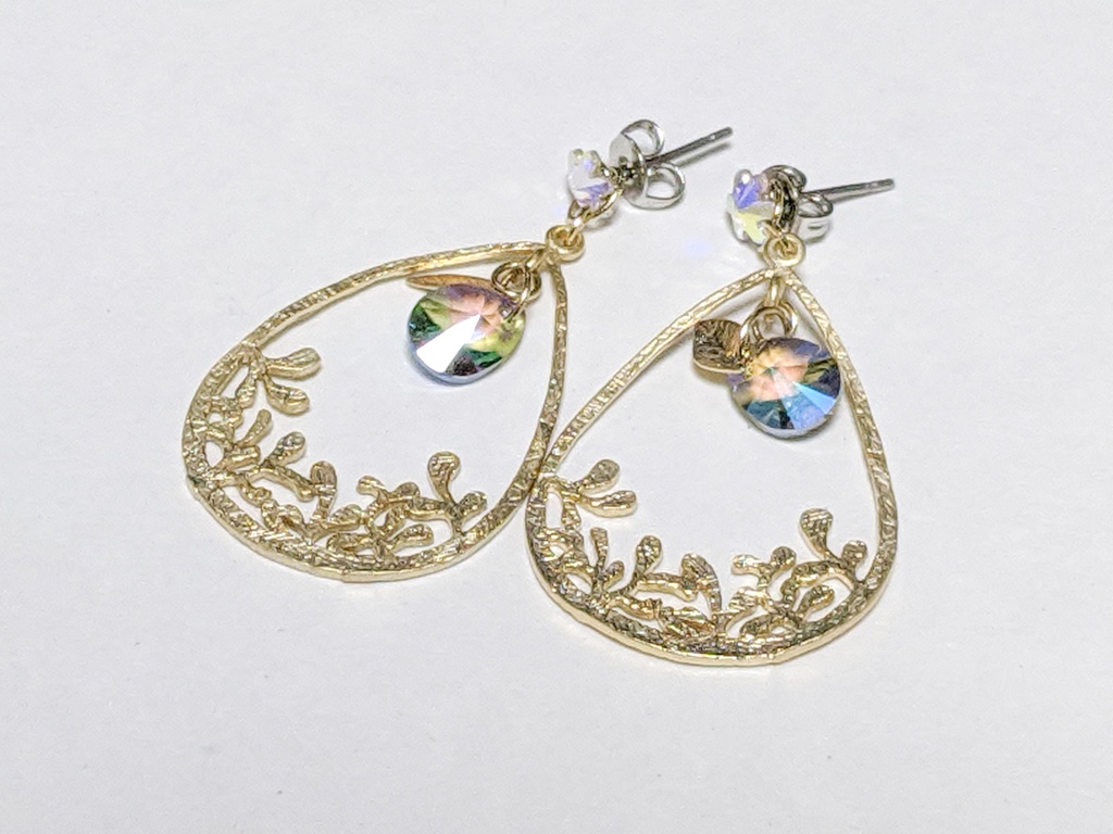 イルメグイメージピアス