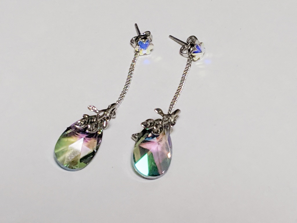 イルメグイメージピアス