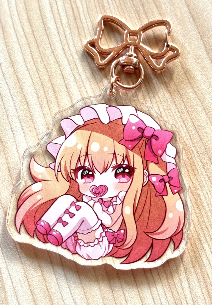 赤ちゃん桃子ちゃんアクキー