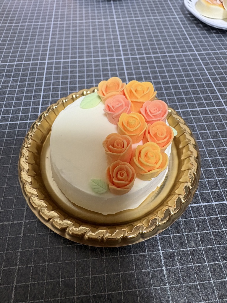 ドール用フェイクスイーツ（黄薔薇ケーキ）