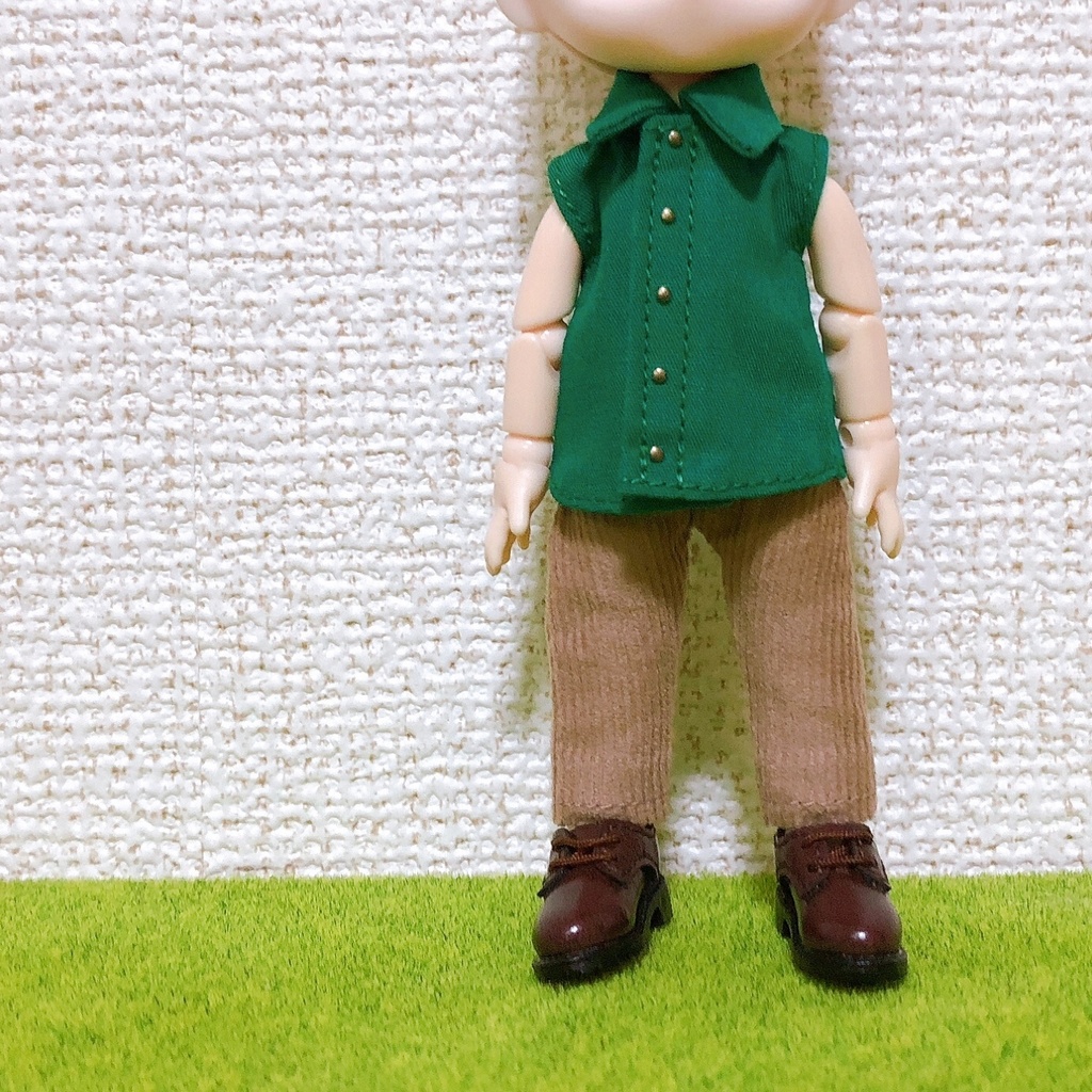 ノースリーブシャツ