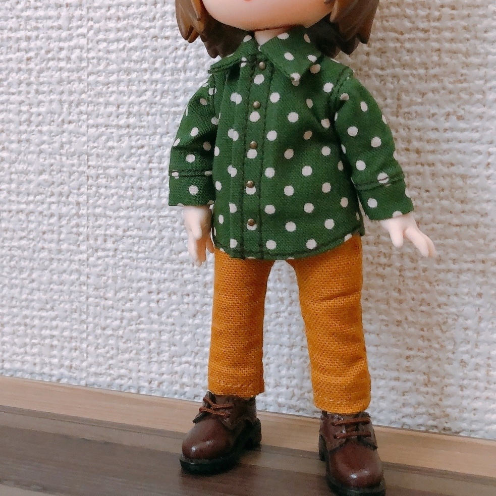 ロングスリーブシャツ
