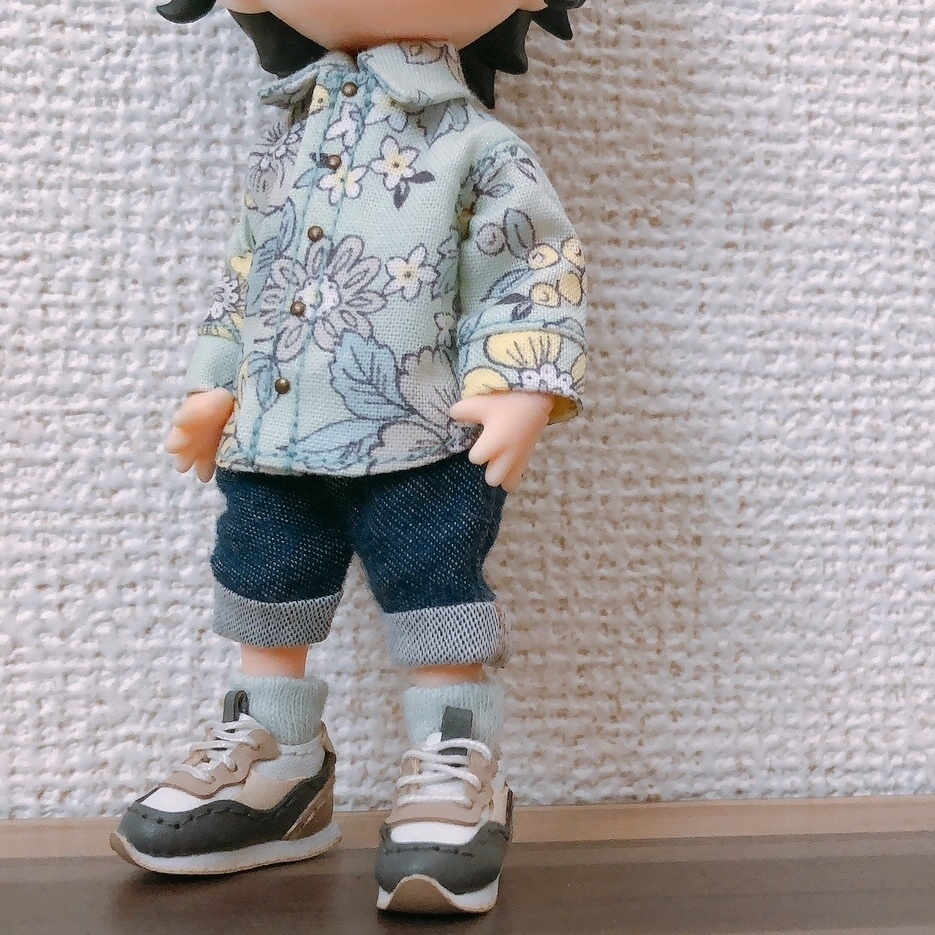 ロングスリーブシャツ
