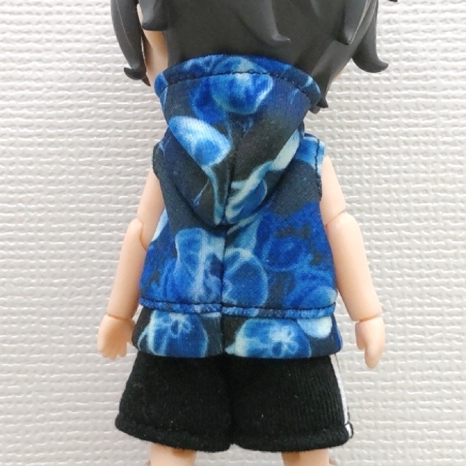 ノースリーブパーカー