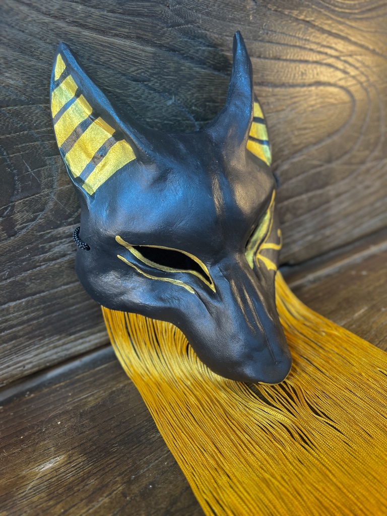 狼半面・アヌビス