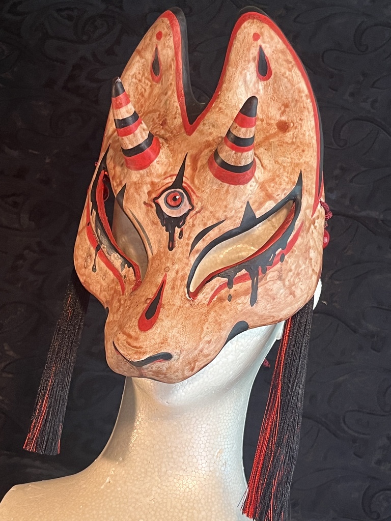 角狐半面・紅魔