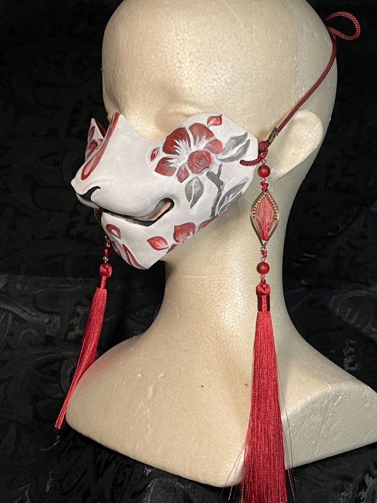 猫ノ口面・紅花
