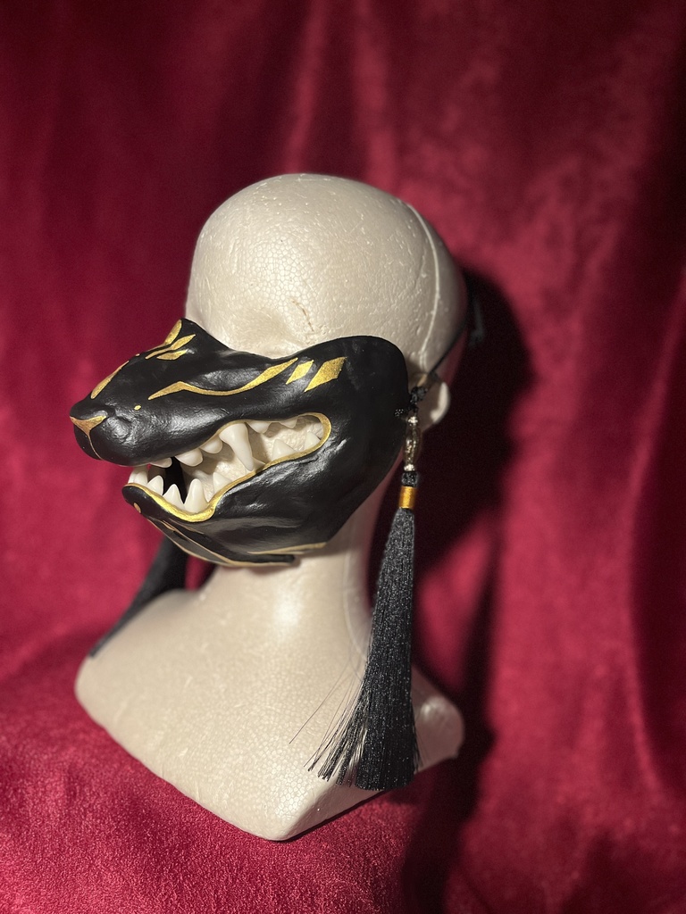 黒狗ノ口面・金雷