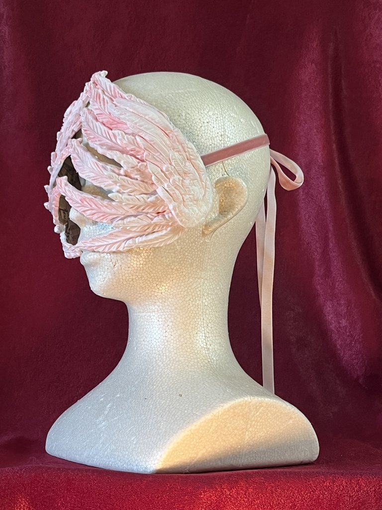 羽根目(モデル・ハルピュイア)桜籠