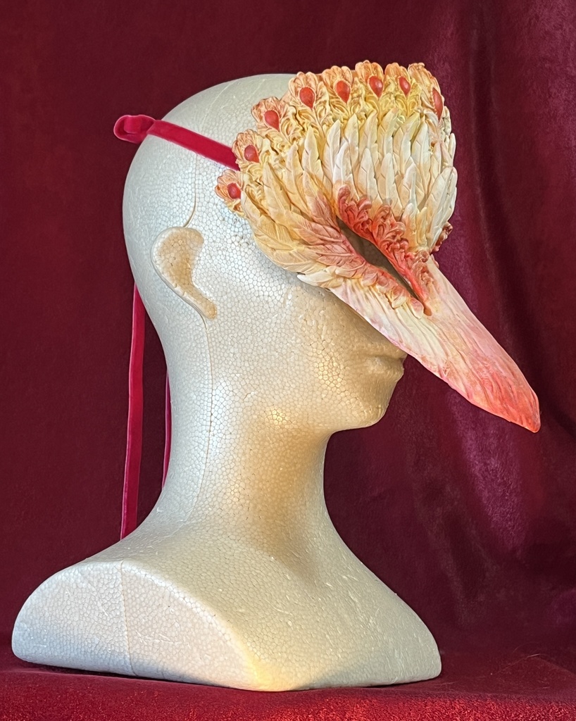 羽根面(モデル・モリガン)鳳凰