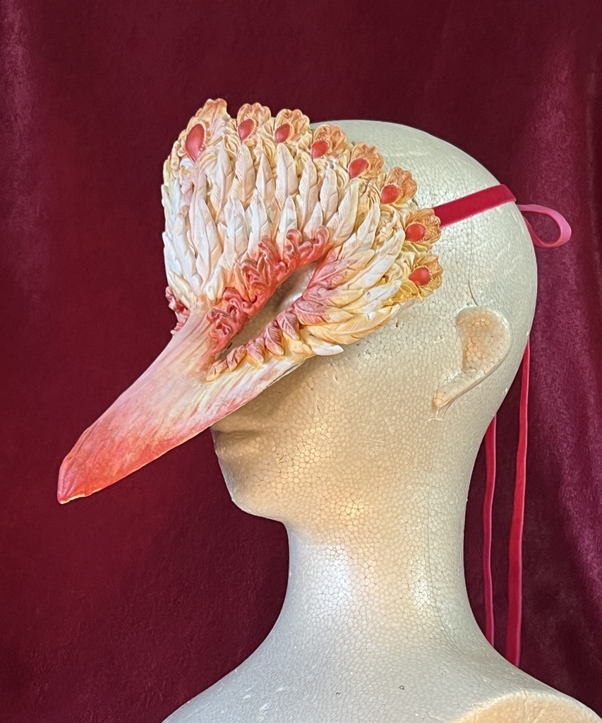 羽根面(モデル・モリガン)鳳凰