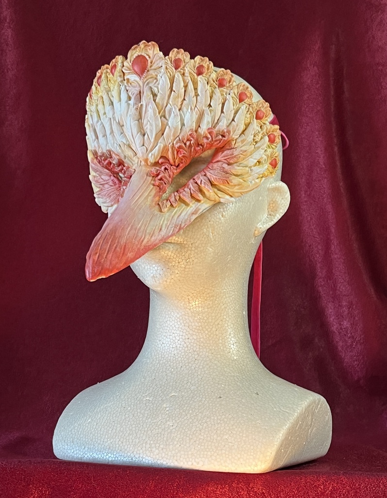 羽根面(モデル・モリガン)鳳凰