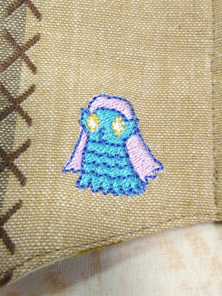 アマビエ様の刺繍入り布マスク