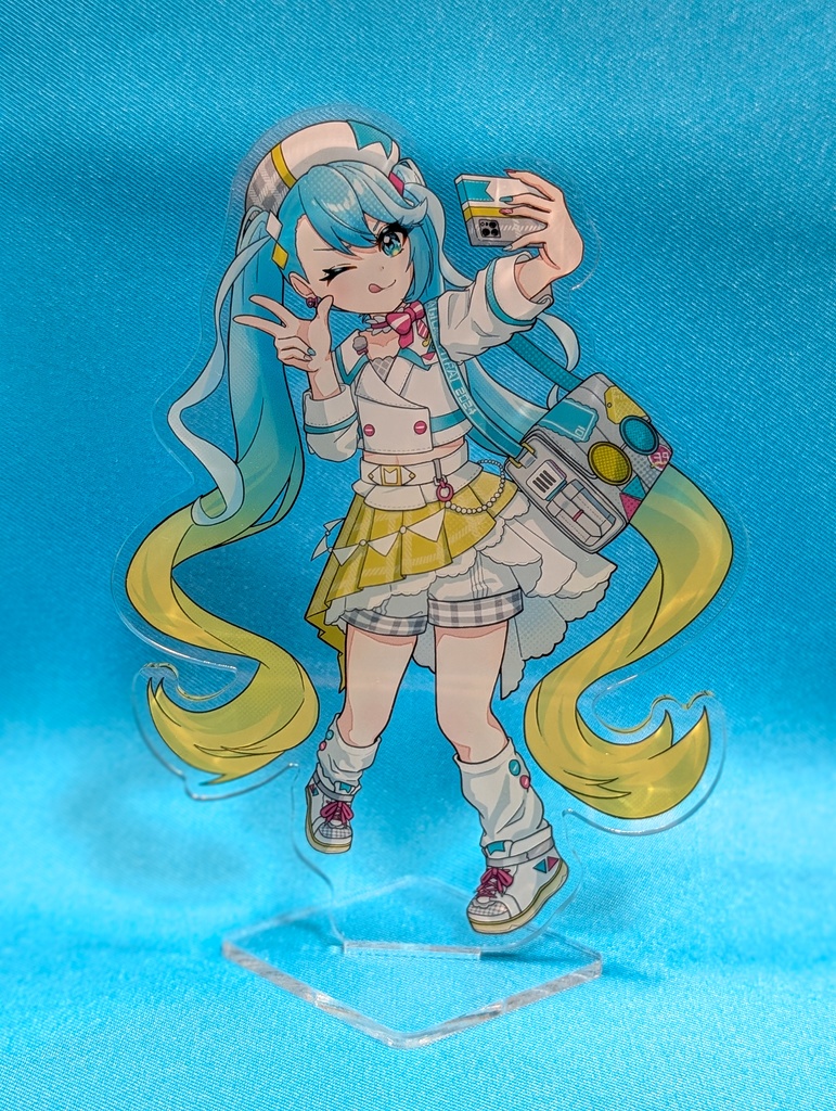 サンパレスちゃん自撮りアクスタ