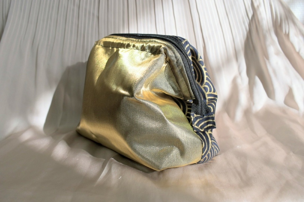 燭台切光忠ポーチ/※ご購入前に希望表地をメッセージでご連絡ください