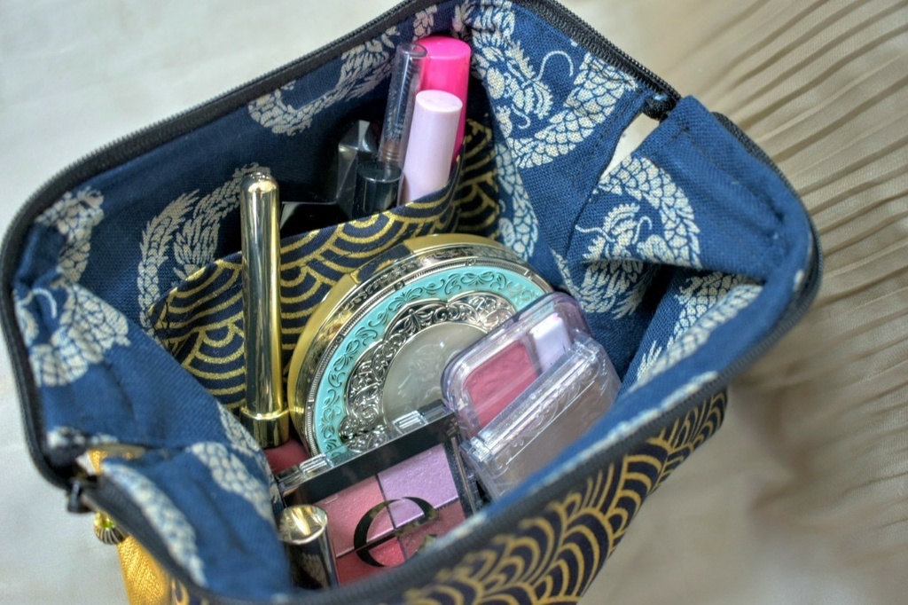 燭台切光忠ポーチ/※ご購入前に希望表地をメッセージでご連絡ください