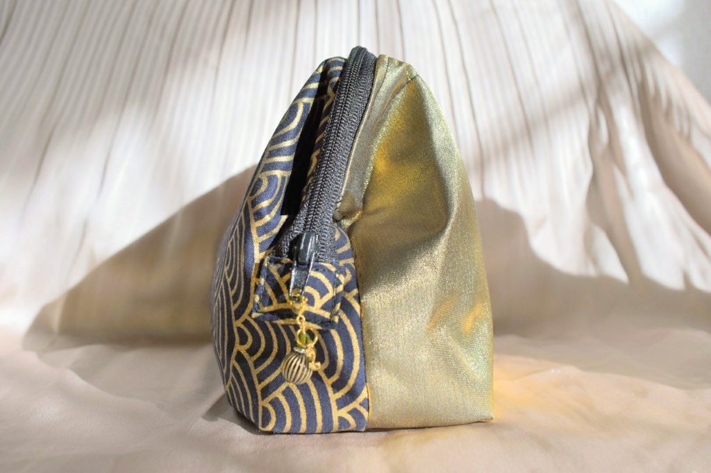 燭台切光忠ポーチ/※ご購入前に希望表地をメッセージでご連絡ください