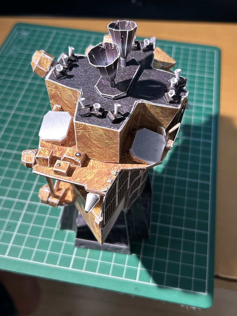 SLIM ペーパークラフト