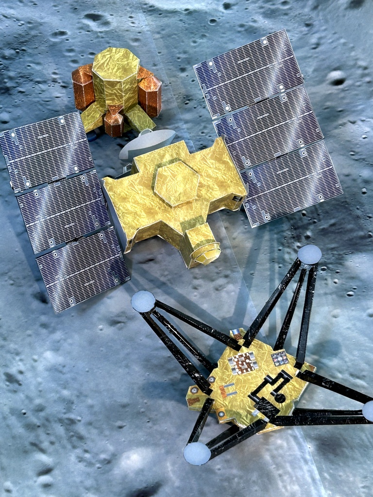 MMX ペーパークラフト