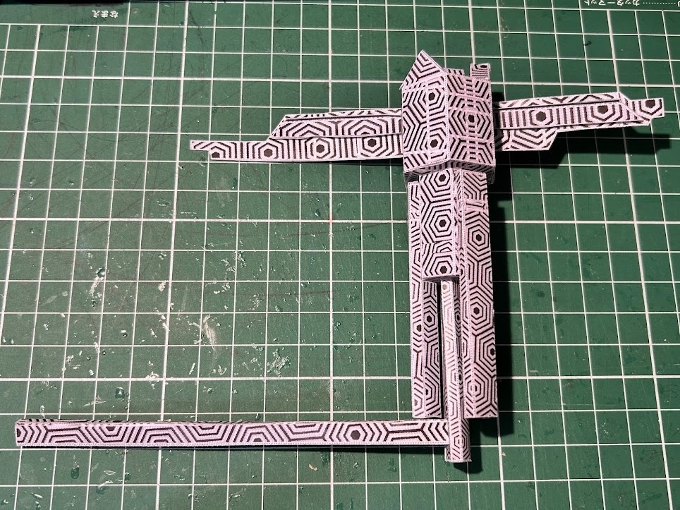 キセナイト製ヘイルメアリー号。ペーパークラフト/The Xenonite-built