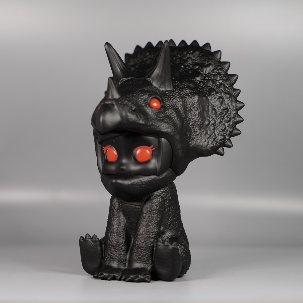 CUTIE トリケラ　BLACK EDITION RED EYE