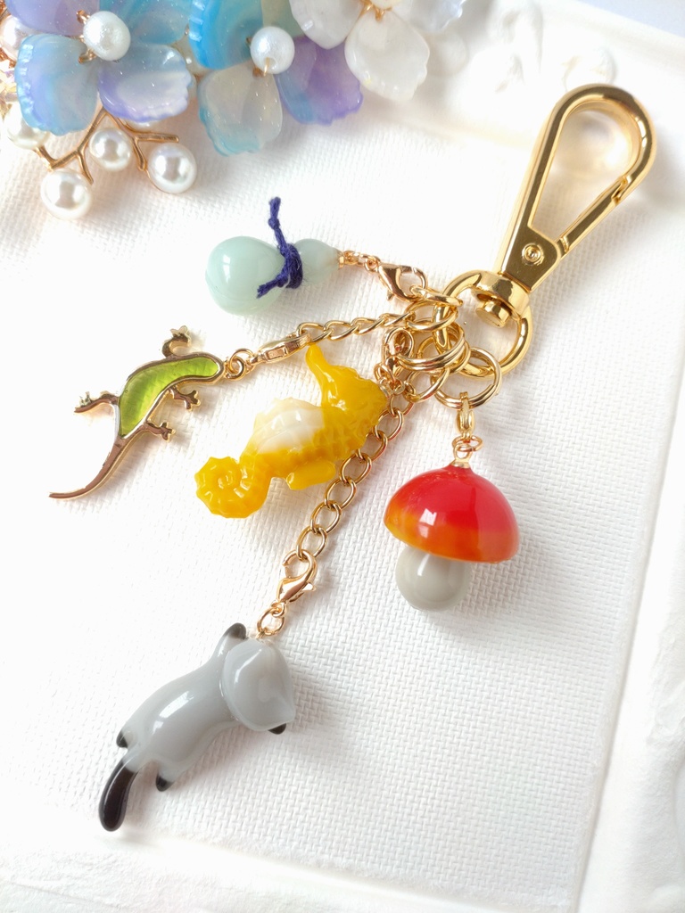 猫猫ちゃんが好きなものチャーム(かわいい君の好きなもの)