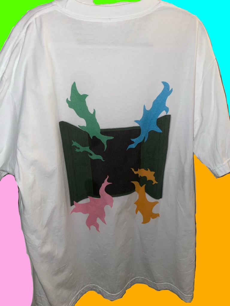 背中の扉Tシャツ