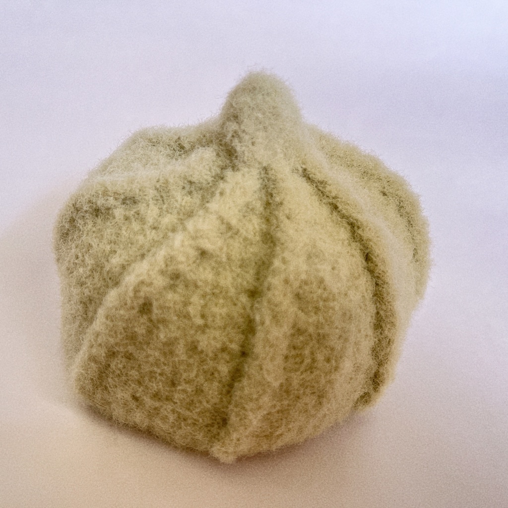 SALE/ぬいぐるみ用 どんぐり(ホイップ)帽子